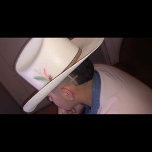 Meet your Posher, Edward